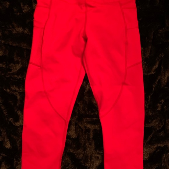 Zyia Red Capri Legging - Never Worn - Pockets - Size 4 - Picture 5 of 9